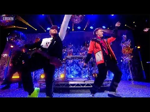 Jax Jones and Years & Years - Play (Live on Top of the Pops)
