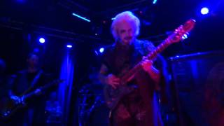 JOHN 5 & THE CREATURES W/ PAUL GILBERT - "BEAT IT"