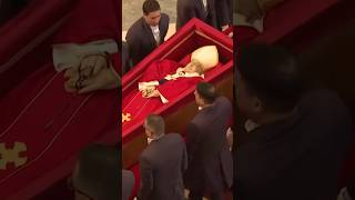 Pope Francis Lies in State at the Vatican for Public Viewing