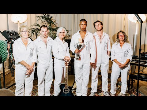 SCHORL3 - SENKRECHT LÄCHELN (OFFIZIELLES MUSIKVIDEO)