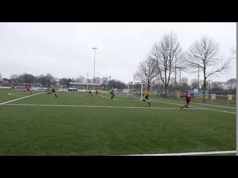 Oefenwedstrijd tegen Theole. Doelpunt Tijn 1