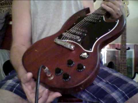 Gibson SG USA Made In Nashville 2006  $499  Gig Bag sweet axe