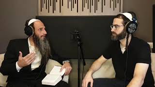 הרב מאור קריו ושי גז   מדברים מרבי נחמן מברסלב   איש פלא   הילולת רבנו הקדוש (הרב מאור קריו) - התמונה מוצגת ישירות מתוך אתר האינטרנט יוטיוב. זכויות היוצרים בתמונה שייכות ליוצרה. קישור קרדיט למקור התוכן נמצא בתוך דף הסרטון