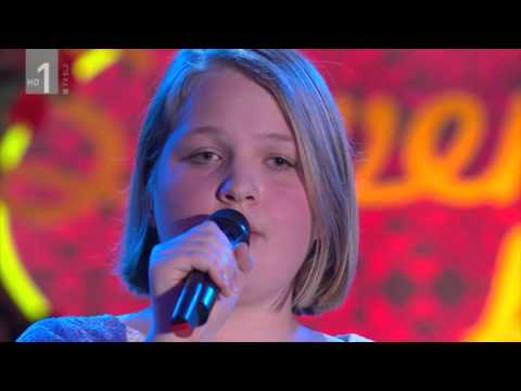 Nina Charli Melin - Nad mestom se dani mali velikani (Slovenski pozdrav, 29. 4. 2016)