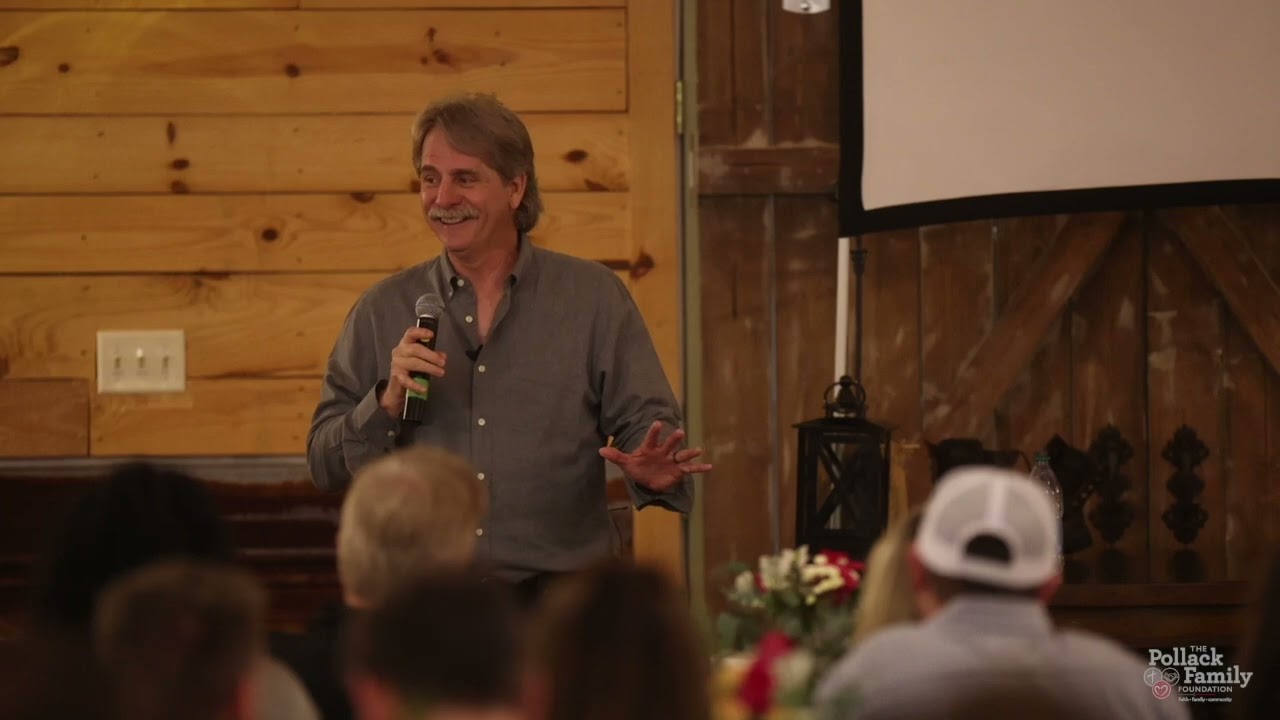 Teaching My Mom to Text and Why My Wife Packs Like We’re Moving | Jeff Foxworthy