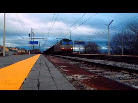 E652-130 IN TESTA AL MRS VILLA S.GIOVANNI-LECCO MAGGIANICO