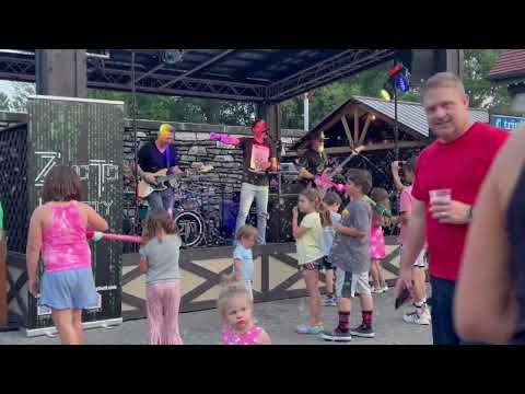 Zero to Ninety at Grant's Farm-Shine