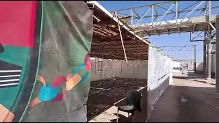 צפו | עם למעלה מ-500 מקומות - הסוכה הגדולה בצה”ל (חדשות ערוץ 7) - התמונה מוצגת ישירות מתוך אתר האינטרנט יוטיוב. זכויות היוצרים בתמונה שייכות ליוצרה. קישור קרדיט למקור התוכן נמצא בתוך דף הסרטון