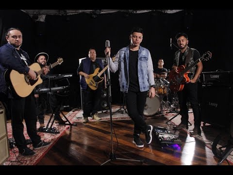 DANIEL BERG - VERSOS DE DEUS  ( OFICIAL )