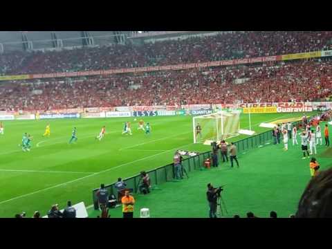 Guarda Popular - Inter 3 × 0 Goiás - Pós-gol, Inter atacando e muita festa