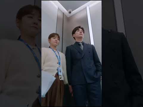 Holding hands secretly in the pink elevator💖😝 #YouAreMySecret #ZhangJianing #WeiZheming #mangotv