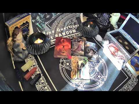 LIVE TAROT READING ✨ ASK THE CARDS