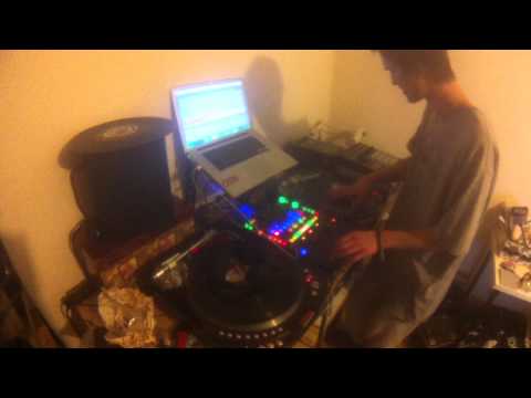 DV Scratch Battle 2014 - 3rd place scratch-off - CHINMACHINE