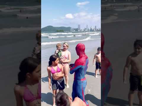 HOMEM ARANHA VIRANDO MORTAL NA PRAIA