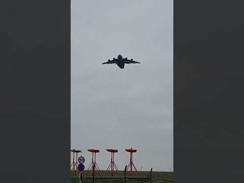 big RAF C-17 Globemaster plane low approach go around #plane  #raf #beast
