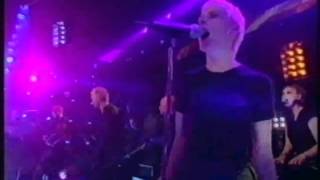 Chumbawamba Tubthumping (I Get Knocked Down But I Get Up Again) Top Of The Pops