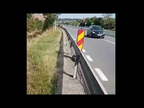 "Pietonala" în bătaie de joc, la Mărtinești (13.08.2022)