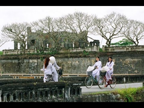 Thăm Huế  - NSND Thu Hiền