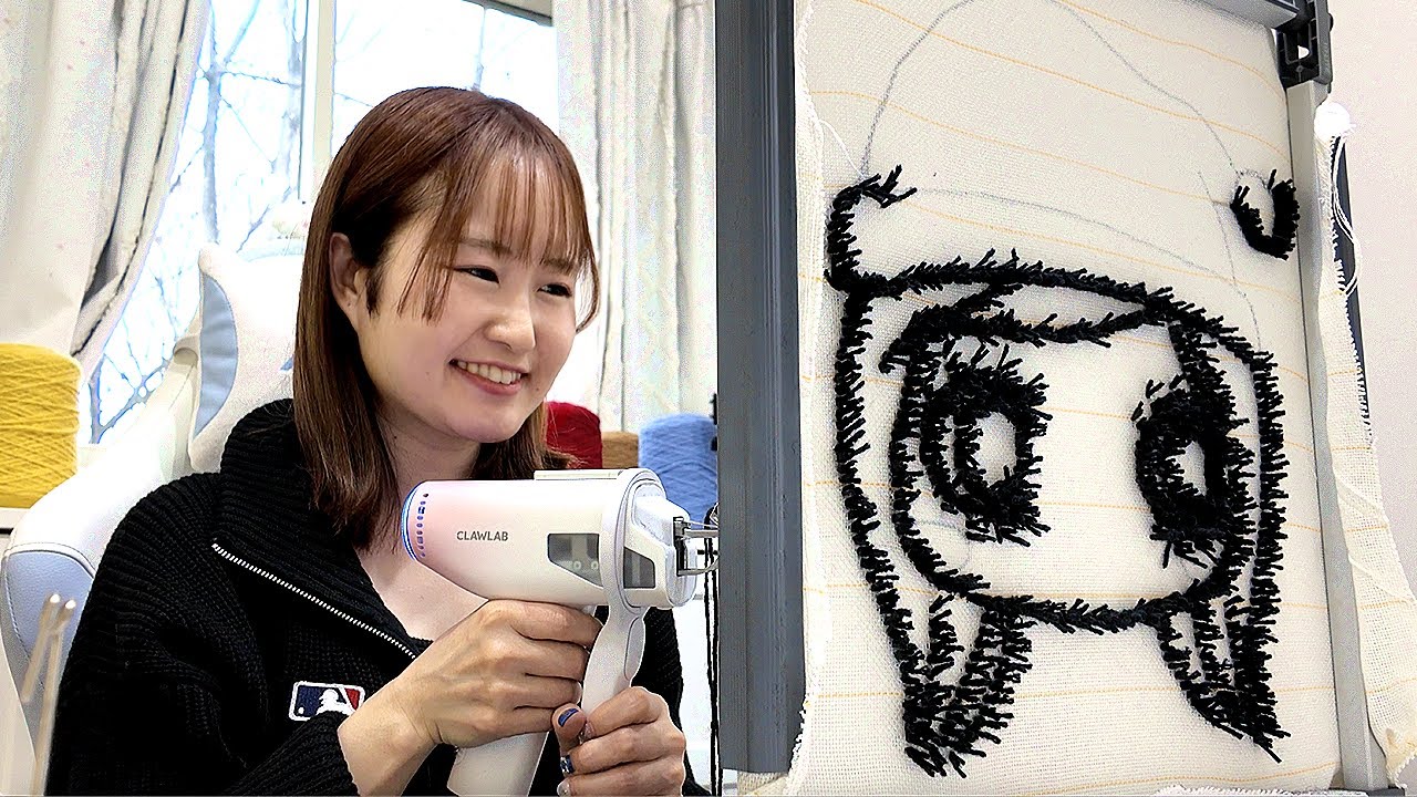 Back doing arts and crafts... I tried RUG TUFTING at home for the first time! | お家でラグ・タフティングしてみた結果…！