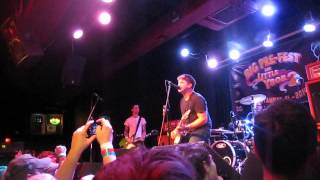 Chixdiggit! &quot;Stacked Like That&quot; live @Orpheum TAMPA (FL) 30-10-2014