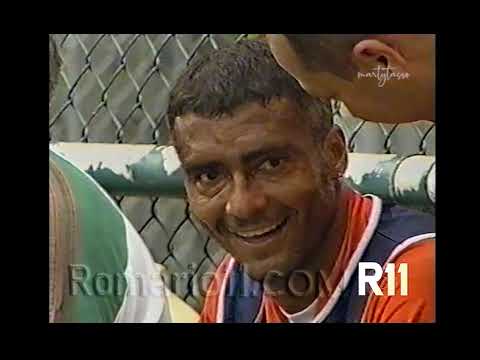 17-01-03 Romário faz último coletivo antes de enfrentar o Olaria pela estréia do Carioca 2003