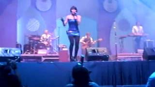 Playa Limbo, Fiestas de Octubre, Andar