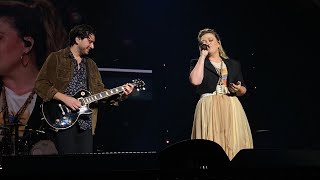 Kelly Clarkson - A Moment Like This (8/19/23) chemistry - Las Vegas residency Bakkt Theater @ PH