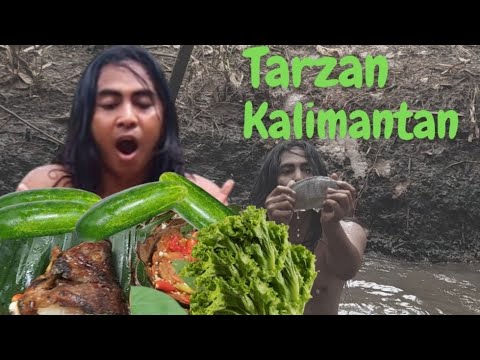 tarzan-kalimantan-bakar-ikan-nila