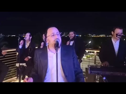 Kumzitz In Miami With Lipa Schmeltzer, Shira Choir & Yossi Shtendig - ליפא שמעלצר ומקהלת שירה