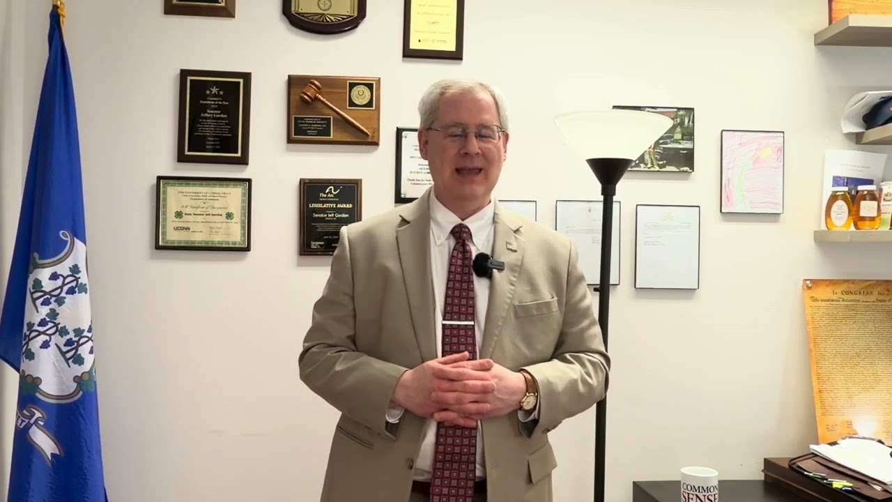 El Honorable Jeff Gordon, Jefe de la bancada republicana, Senador estatal