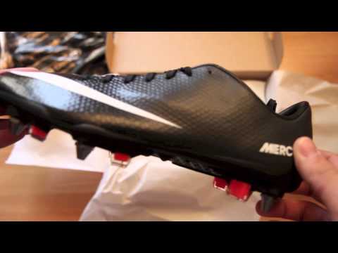 Unboxing Nike Mercurial Vapor IX 9 SG professional series - New Black/ White/ Red