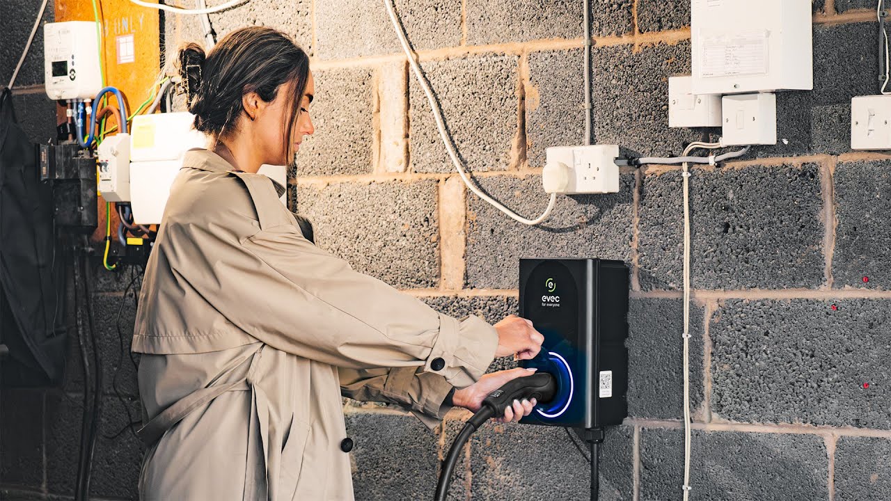 evec | Wall Charger Installation Guide