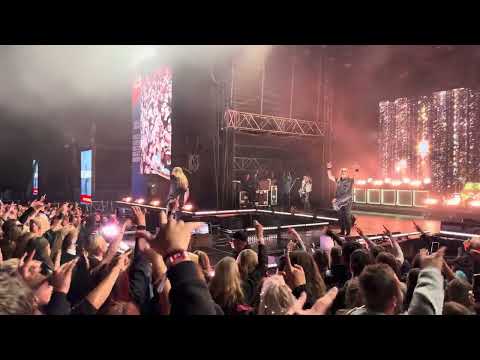 Kabát - Moderní děvče - live Hrady - Točník 2025