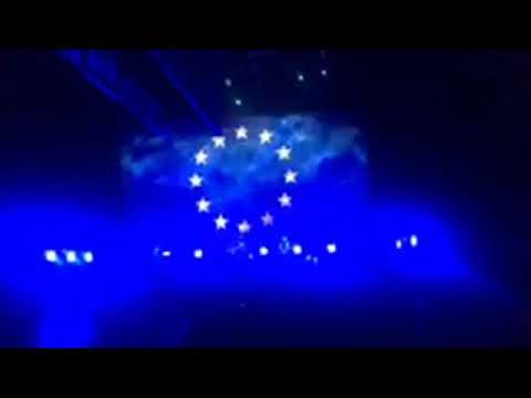 U2 Dublin 6-11-18 - NYD