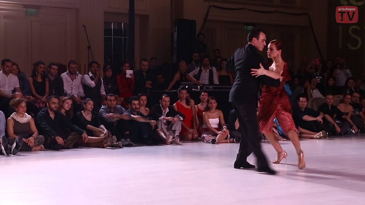 Esteban Moreno - Claudia Codega, 1-4, tanGO TO istanbul - 5th edition - 2013