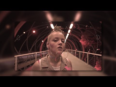 Bianca Hoffmann | Sangue e Lua