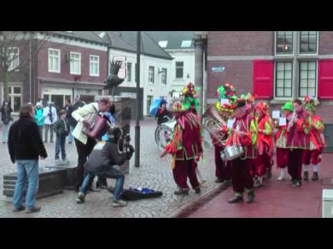 Limburg Laeftj met de Vastelaovundj