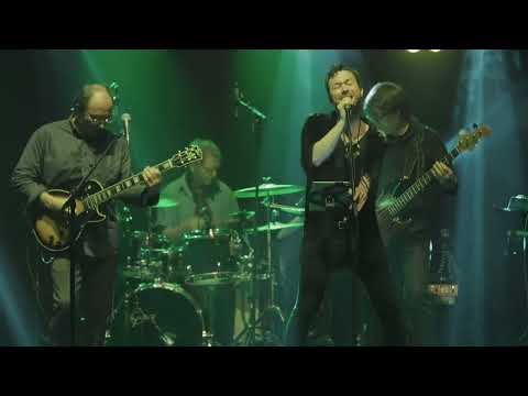 Three Friends - Proclamation - Live In Paris