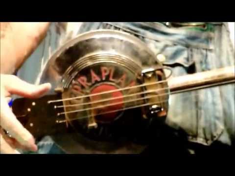 Seasick Steve's Hubcaps Guitar @ Rockhal Esch/Alzette Luxembourg 2013.27.10