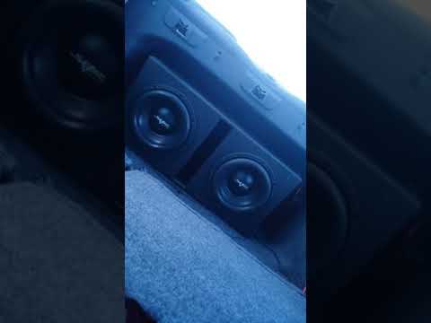 dual skar 10 inch subwoofers bottoming out while playing bass I love you