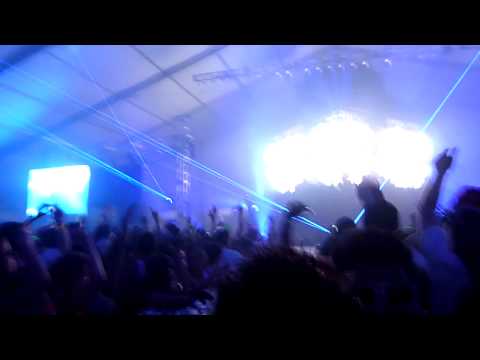 Swedish House Mafia @ Masquerade Motel - Hard Rock Sofa - Blow Up (Axwell Remix)