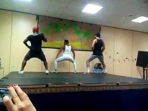 Cuban Flex + Fredyclan García Batista - Timba con Reggaeton - Bachaturo 2017