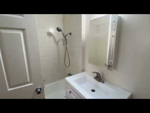 Charming 1 Bed / 1 Bath Near Alamitos Beach property video