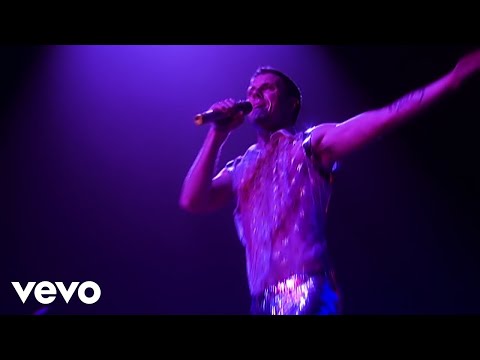 Scissor Sisters - Laura (Live At The O2, London, UK / 2007)