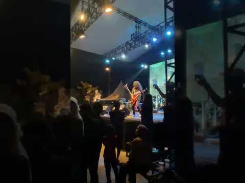 Jadikan Aku Raja - Loe Joe - #bandmakassar #loejoeband