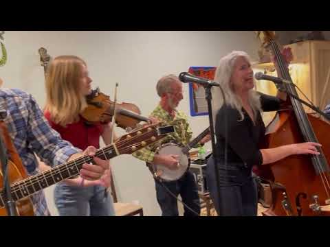 Manitou Strings Private Party - A little mid song smokin' hot break