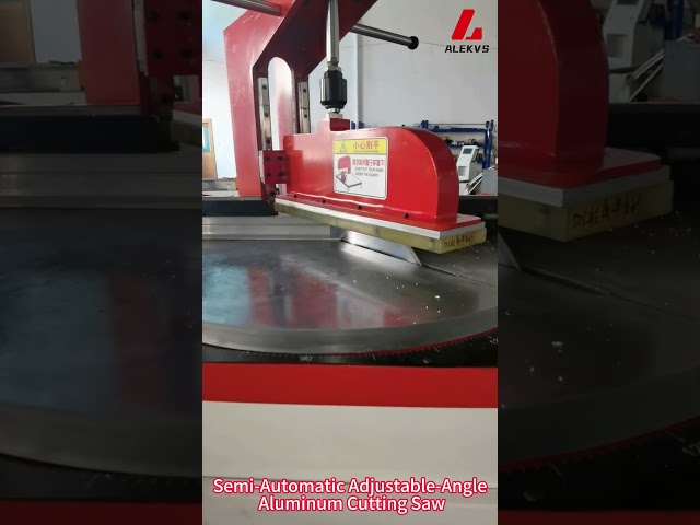 Vídeo de la máquina cortadora de aluminio semiautomática de ángulo ajustable
