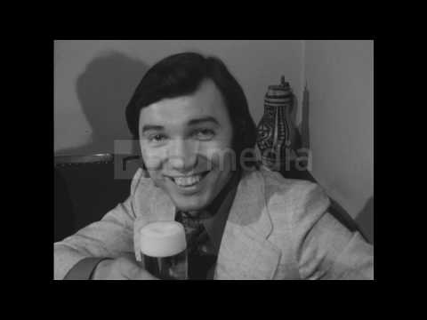 Karel Gott über die Gerüchte die Tschechoslowakei zu verlassen, 1971
