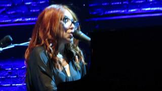 Tori Amos - 16 Shades of Blue live - Paris 2014