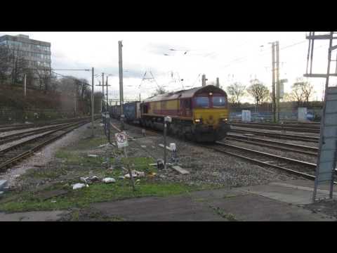 EWS 66105 - 4S49 Containers, Preston 4.2.17